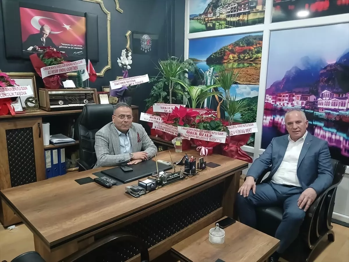 Taşova Belediye Başkanı Özlap, Engelli Vatandaşlarla Biraraya Geldi