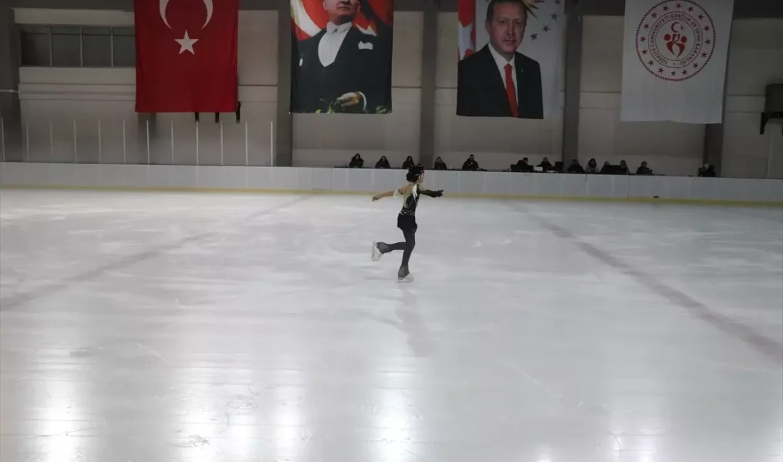Tekirdağ'da buz pateni yarışmaları
