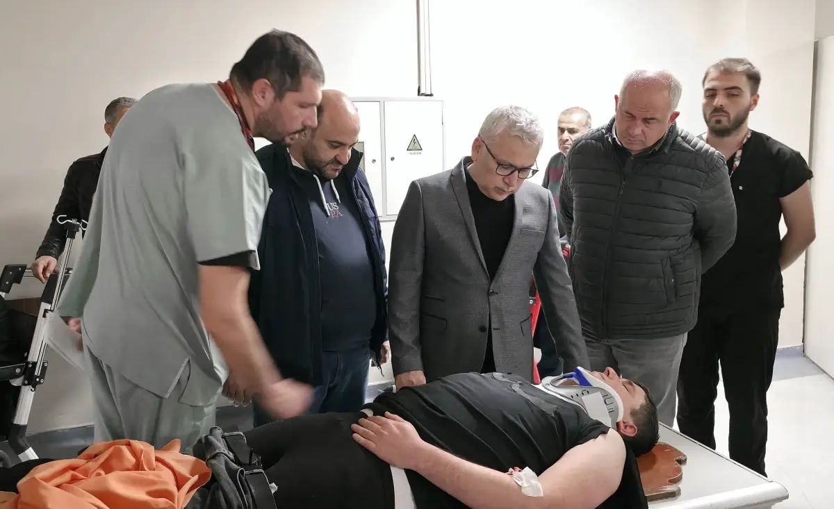 Vali Şimşek’ten Yaralılar İçin Kapsamlı Ziyaret ve Bilgilendirme