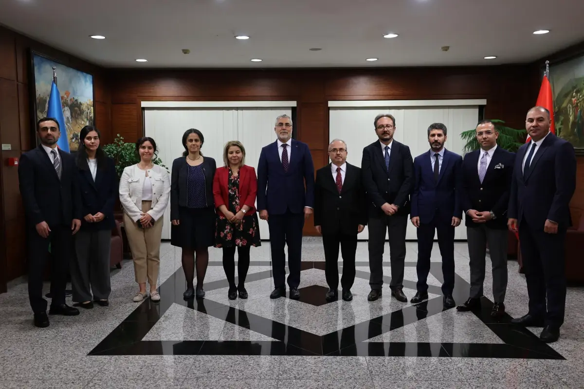 Vedat Işıkhan’dan Bakü’de Türk Devletleri Çalışma Toplantısına Katılım ve Ziyaret Anları