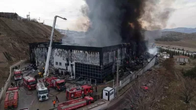 Yahşihan Kimya Fabrikası Yangını Güvenli Bir Şekilde Kontrol Altına Alındı