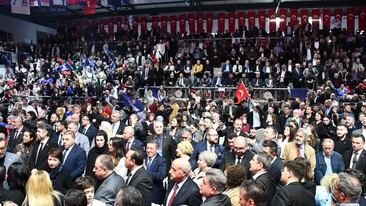 Yavuz Ağıralioğlu Düzce’de Anahtar Parti’nin Güçlü Adımlarını Anlattı