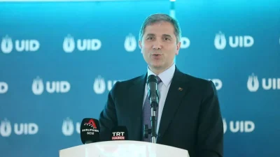 Yurt Dışında Türk Vatandaşlarının Ekonomik ve Siyasi Başarıları Destekleniyor