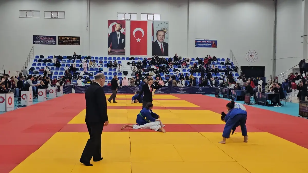 Zonguldak’ta Uluslararası Madenci Kupası Judo Heyecanı Gerçekleşti